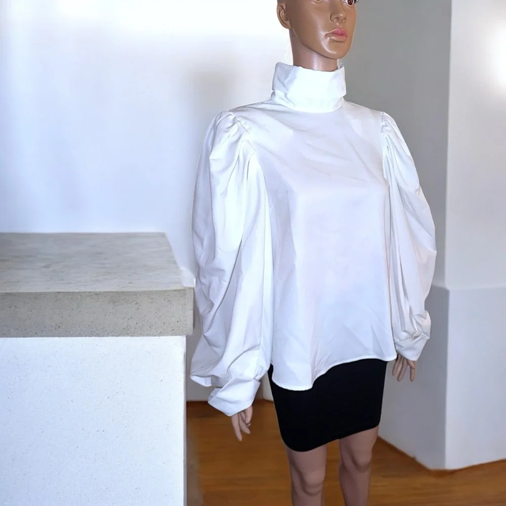 Swank A Posh “Jury’s Out Power Shoulder Top” - Picture 14 of 16